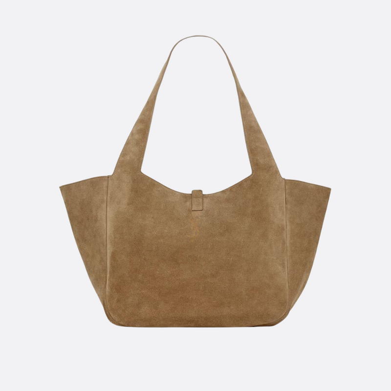 LE 5 À 7 BEA IN SUEDE BY YVES SAINT LAURENT