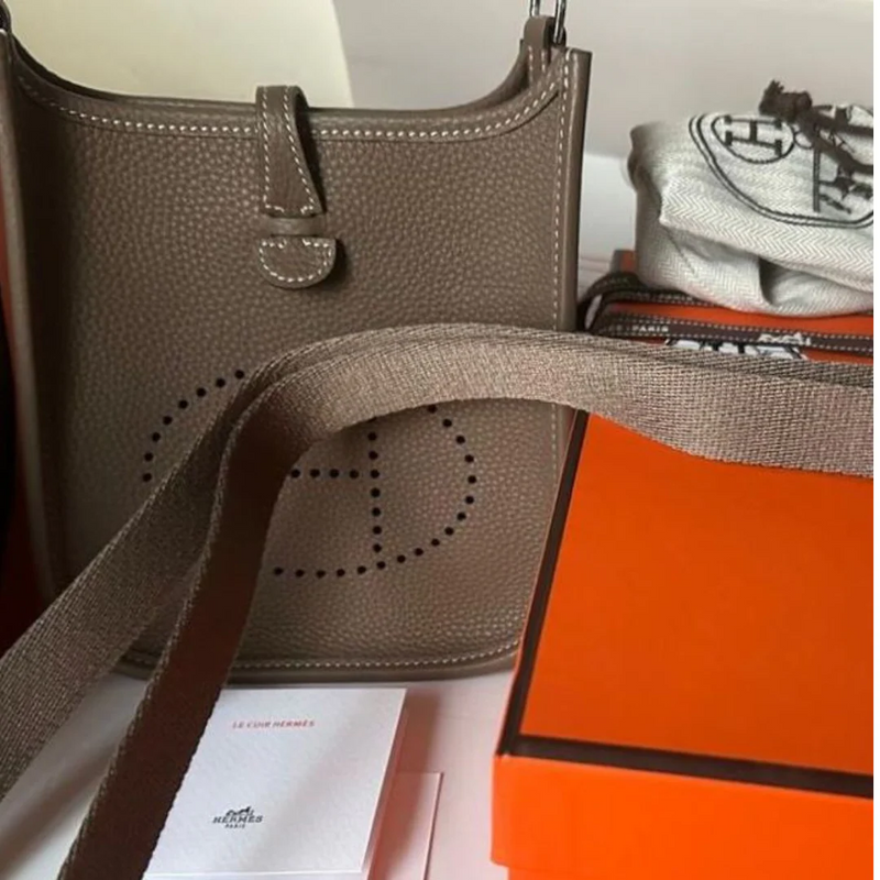 ÉVELYNE III 29 BAG – HERMÈS