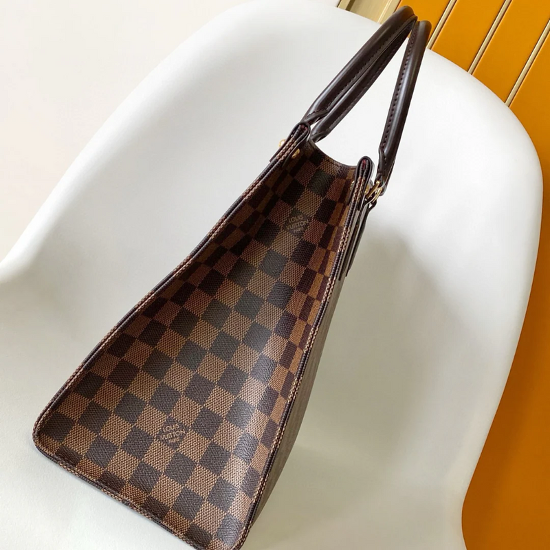 LOUIS VUITTON – ONTHEGO MM BAG